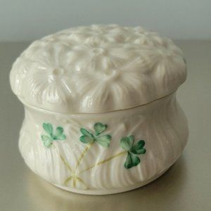 Belleek Daisy Trinket Box, White, China, 3" x 3"